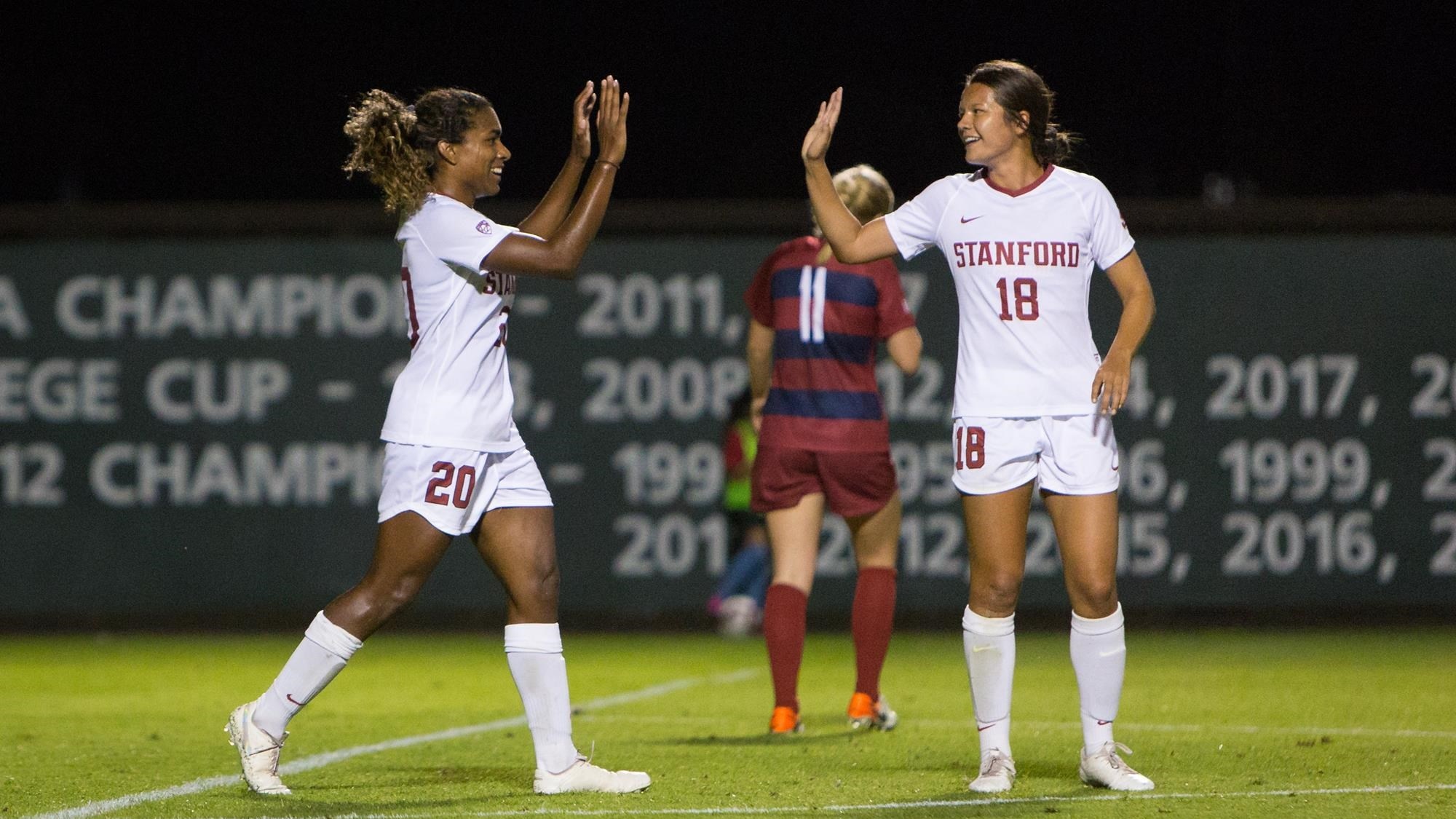 nu cau thu viet kieu anh 1