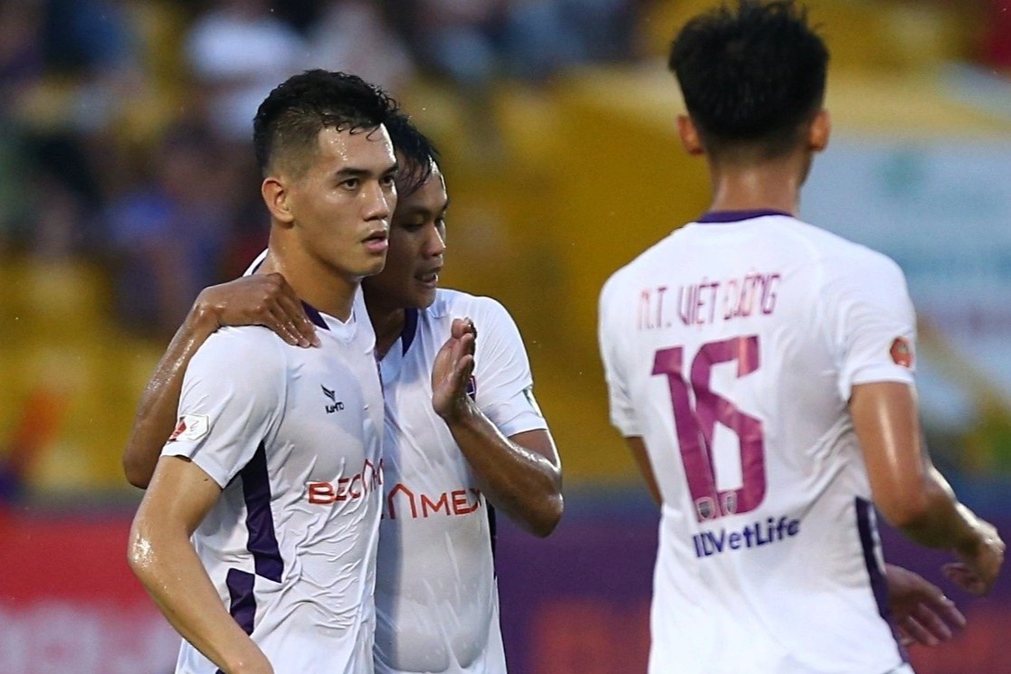 Chuyen la tren hang cong cua CLB Binh Duong hinh anh