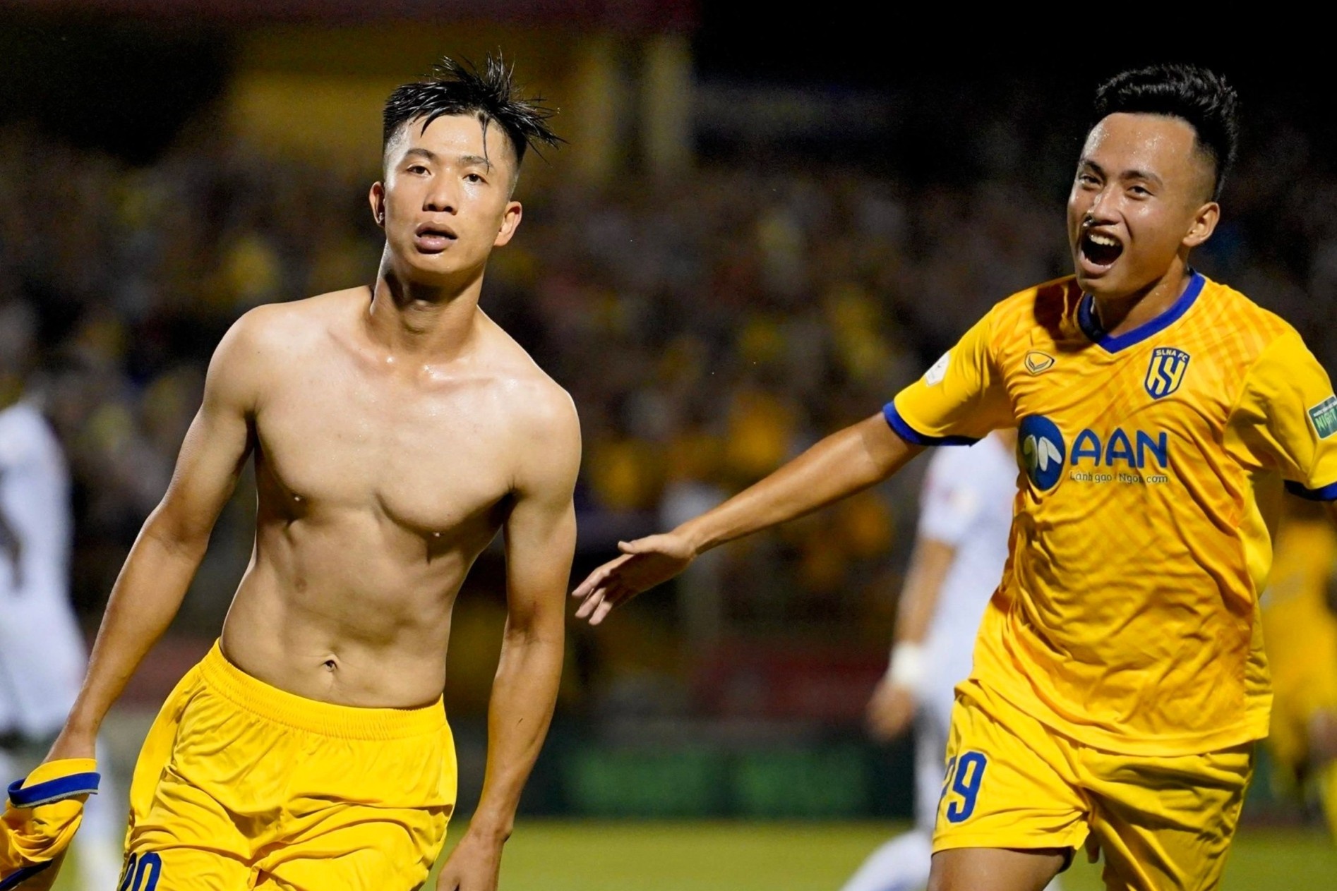 Ngay thang hoa cua Phan Van Duc hinh anh