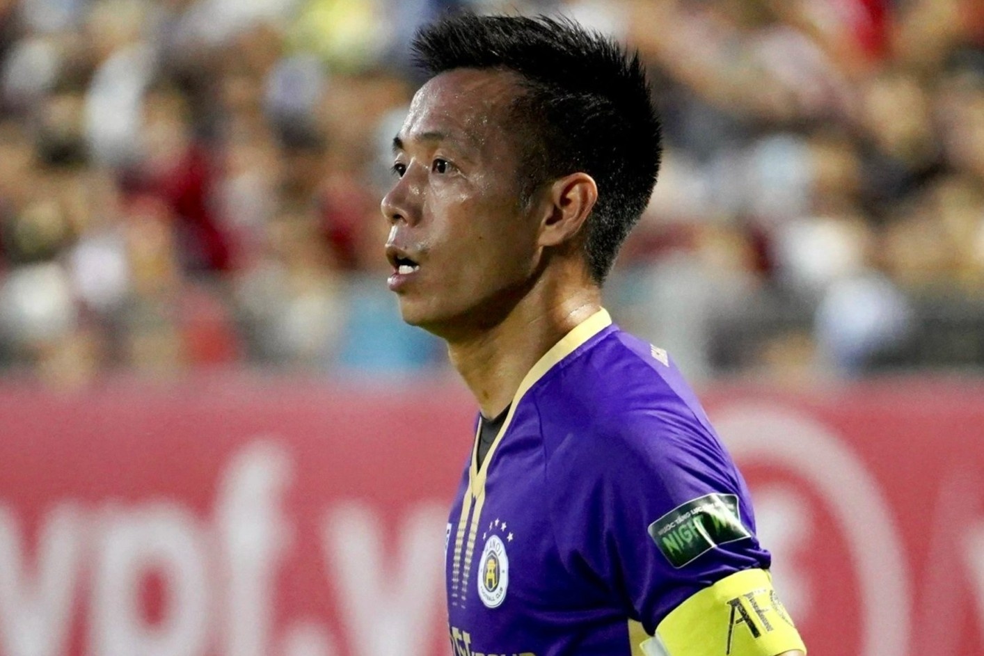 HLV CLB Ha Noi: 'Van Quyet co the thi dau nhieu nam nua' hinh anh