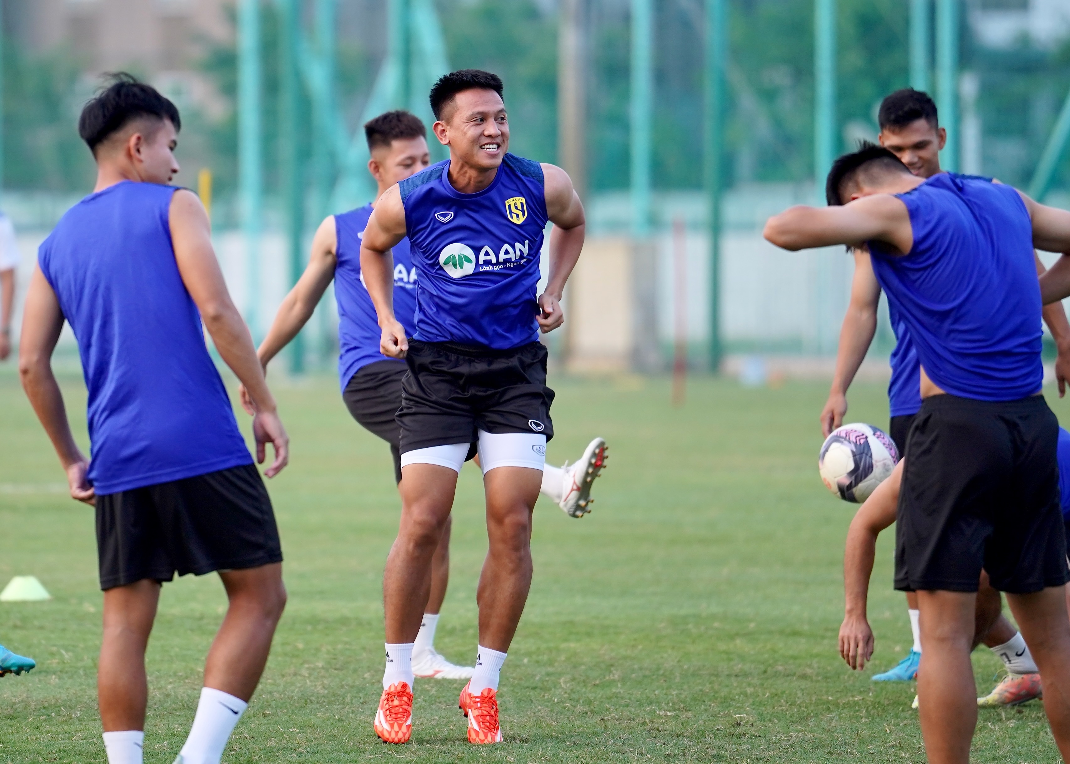 hoang van khanh anh 1