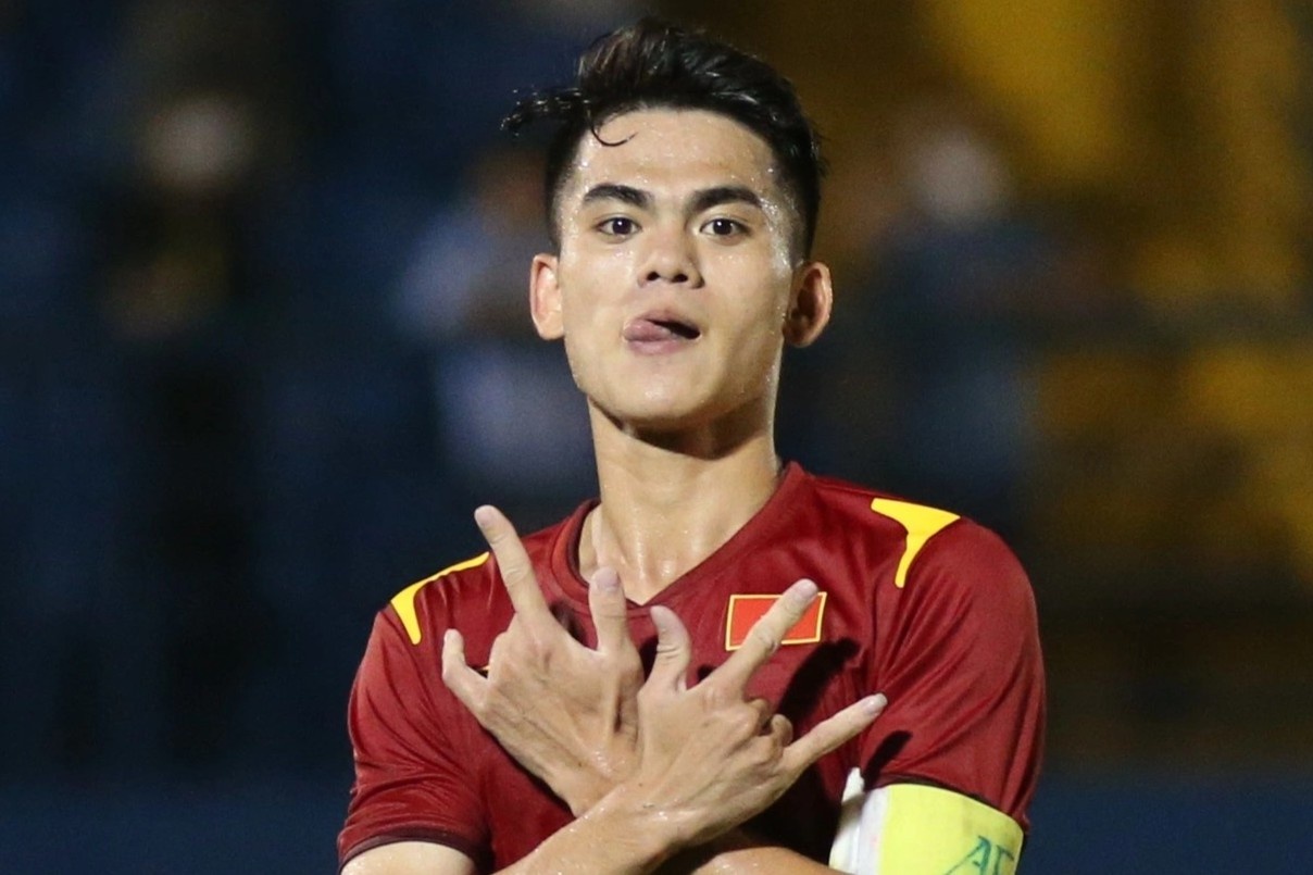 Doi truong U19 Viet Nam duoc len V.League hinh anh