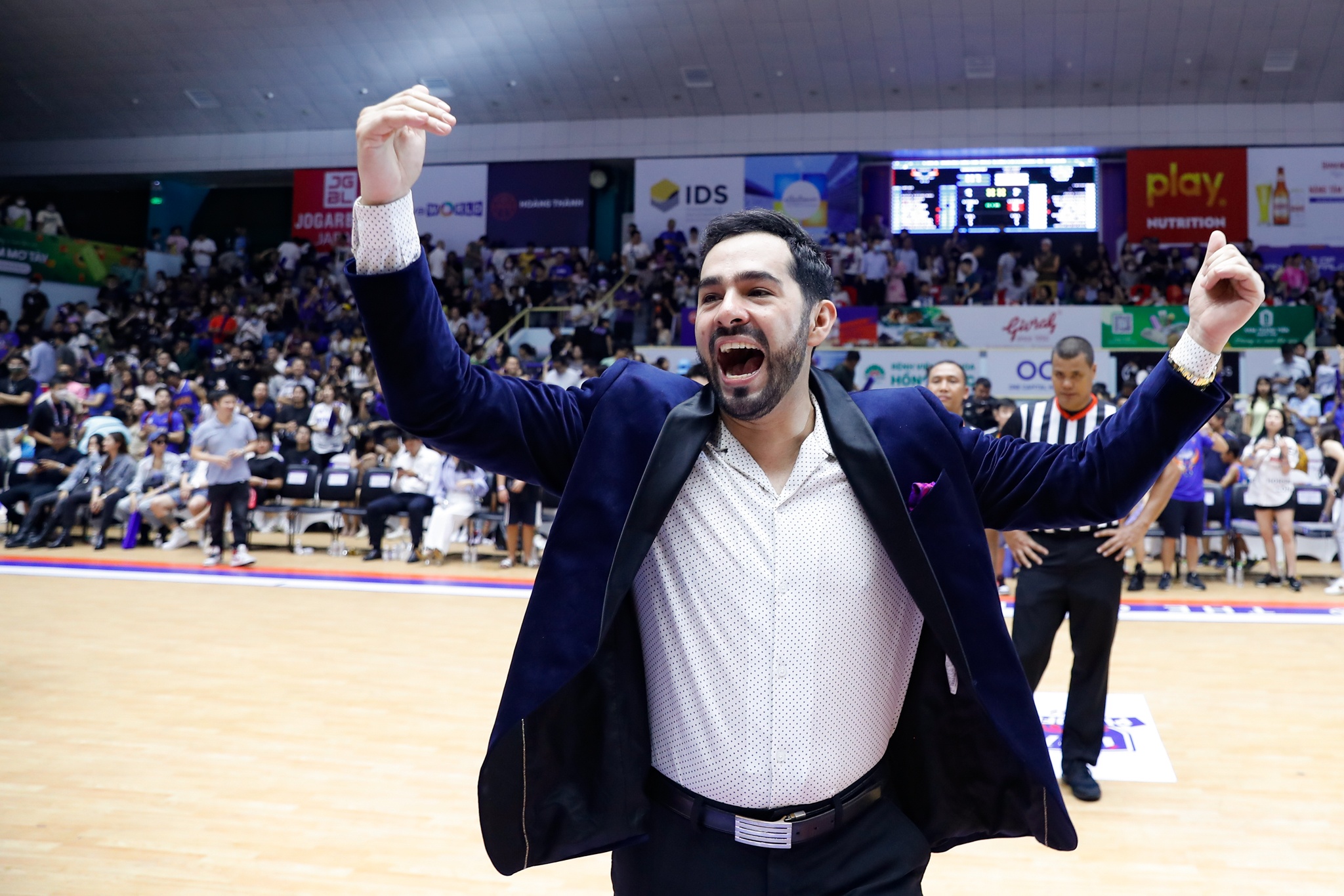hanoi buffaloes anh 9