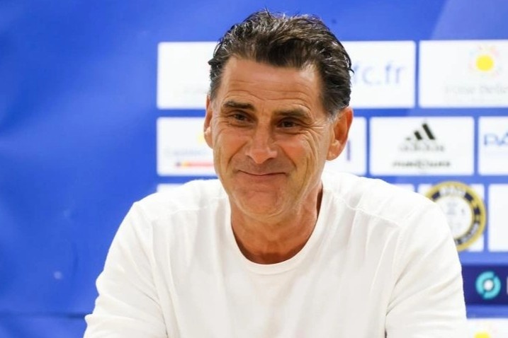 HLV Pau: ‘Chung toi da chung minh minh khong phai tro he’ hinh anh