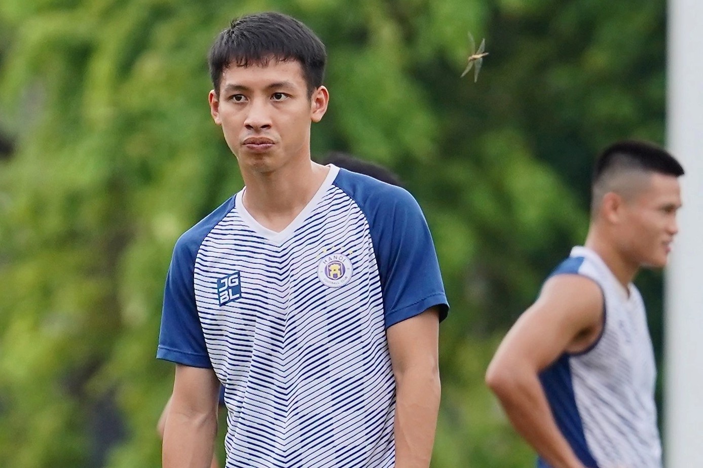 CLB Ha Noi bi trom giay truoc tran gap Binh Dinh hinh anh