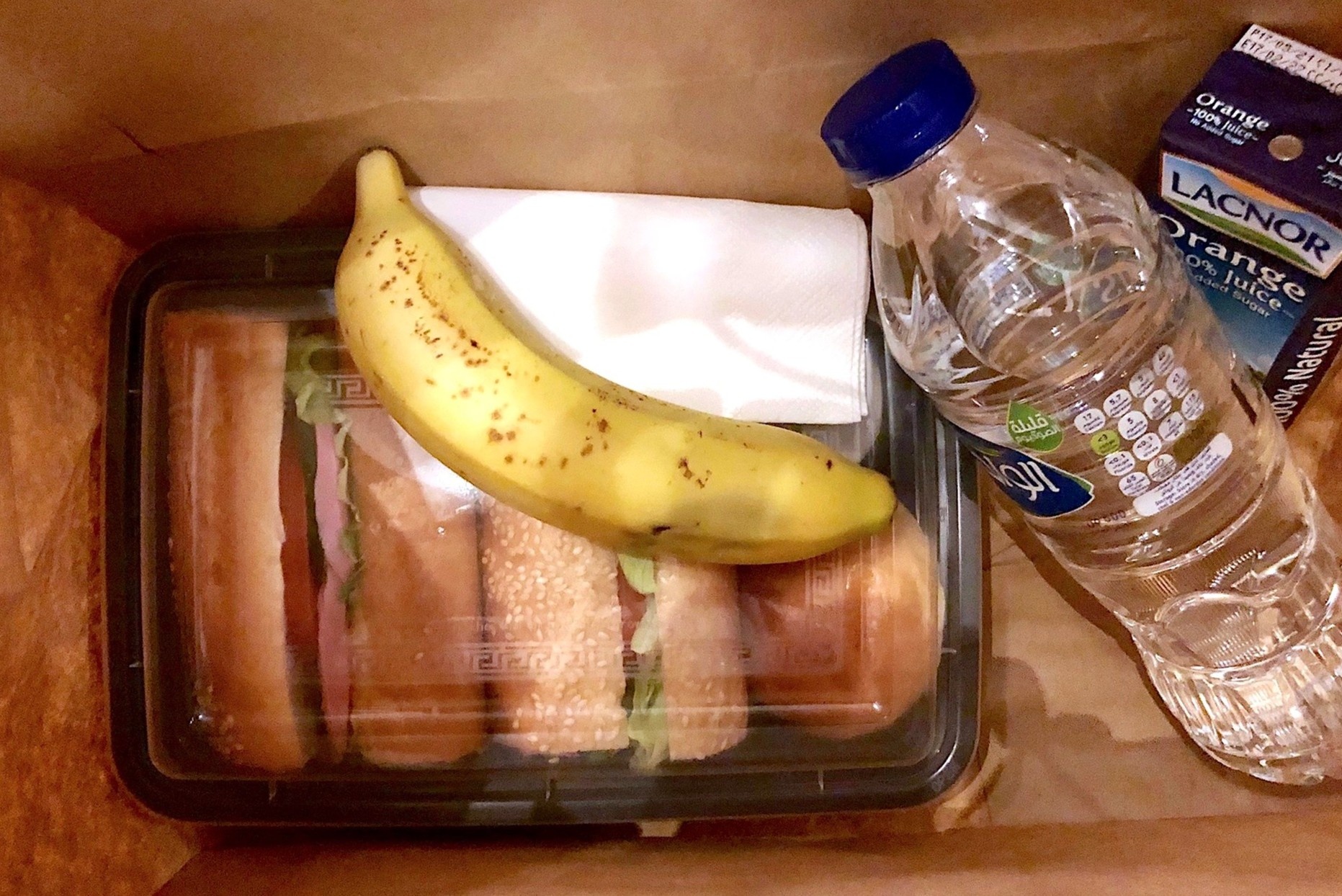 Tuyen Viet Nam an gi trong ngay thi dau? hinh anh