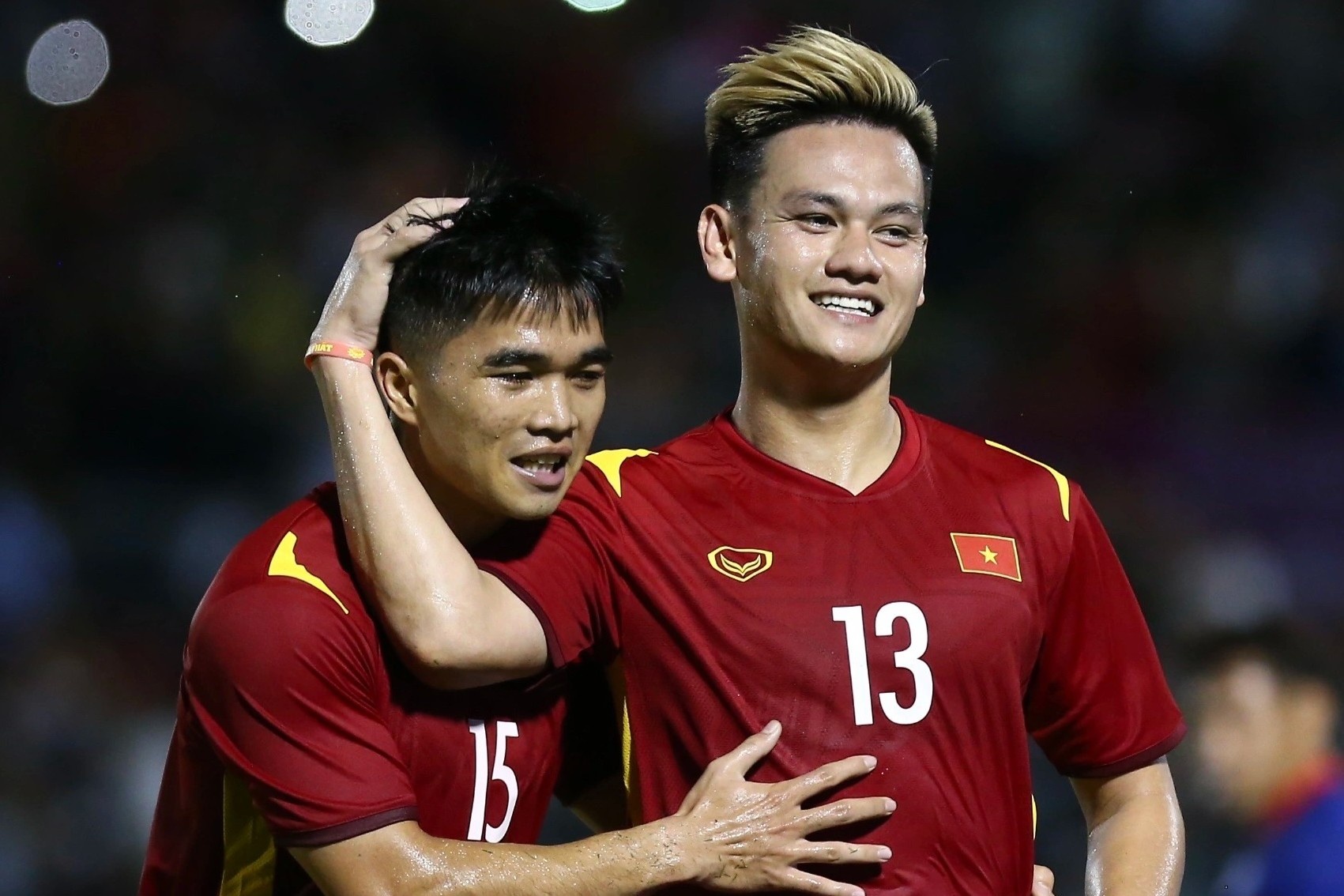 HLV Troussier trieu tap Ho Tan Tai cho Asian Cup hinh anh