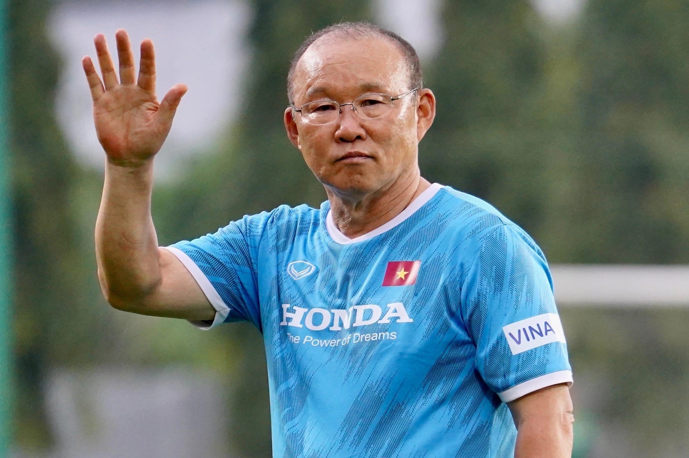 Bao Han Quoc: Nhieu doi K.League se quan tam toi HLV Park hinh anh