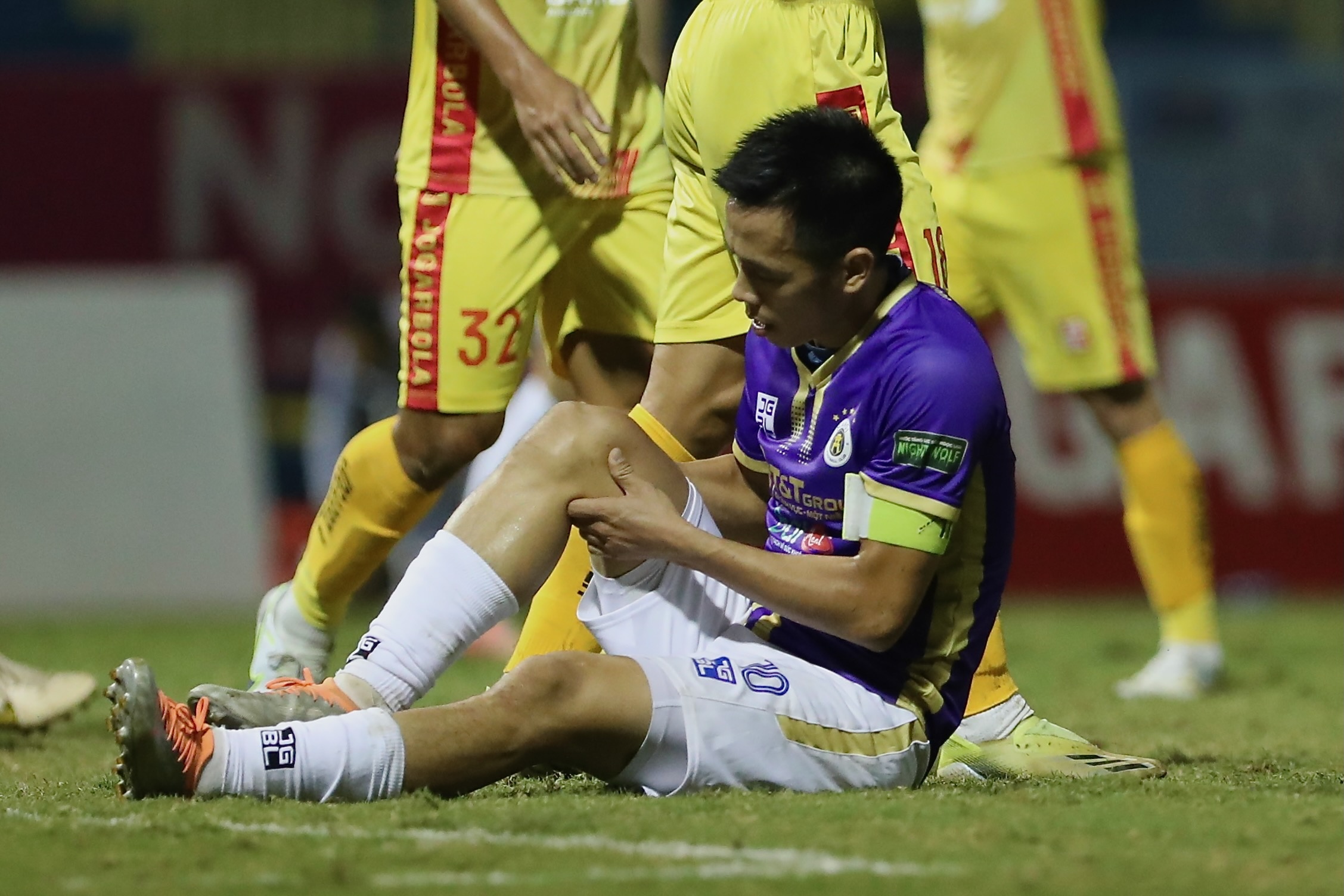 Van Quyet dinh chan thuong day chang hinh anh