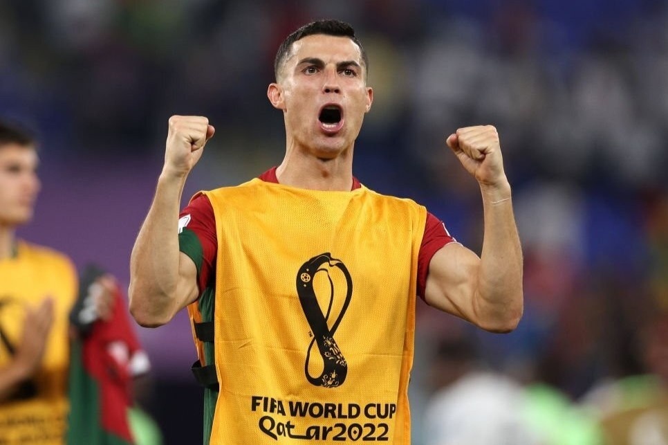 Pirlo: Ronaldo da len ke hoach cho bai phong van ve MU hinh anh