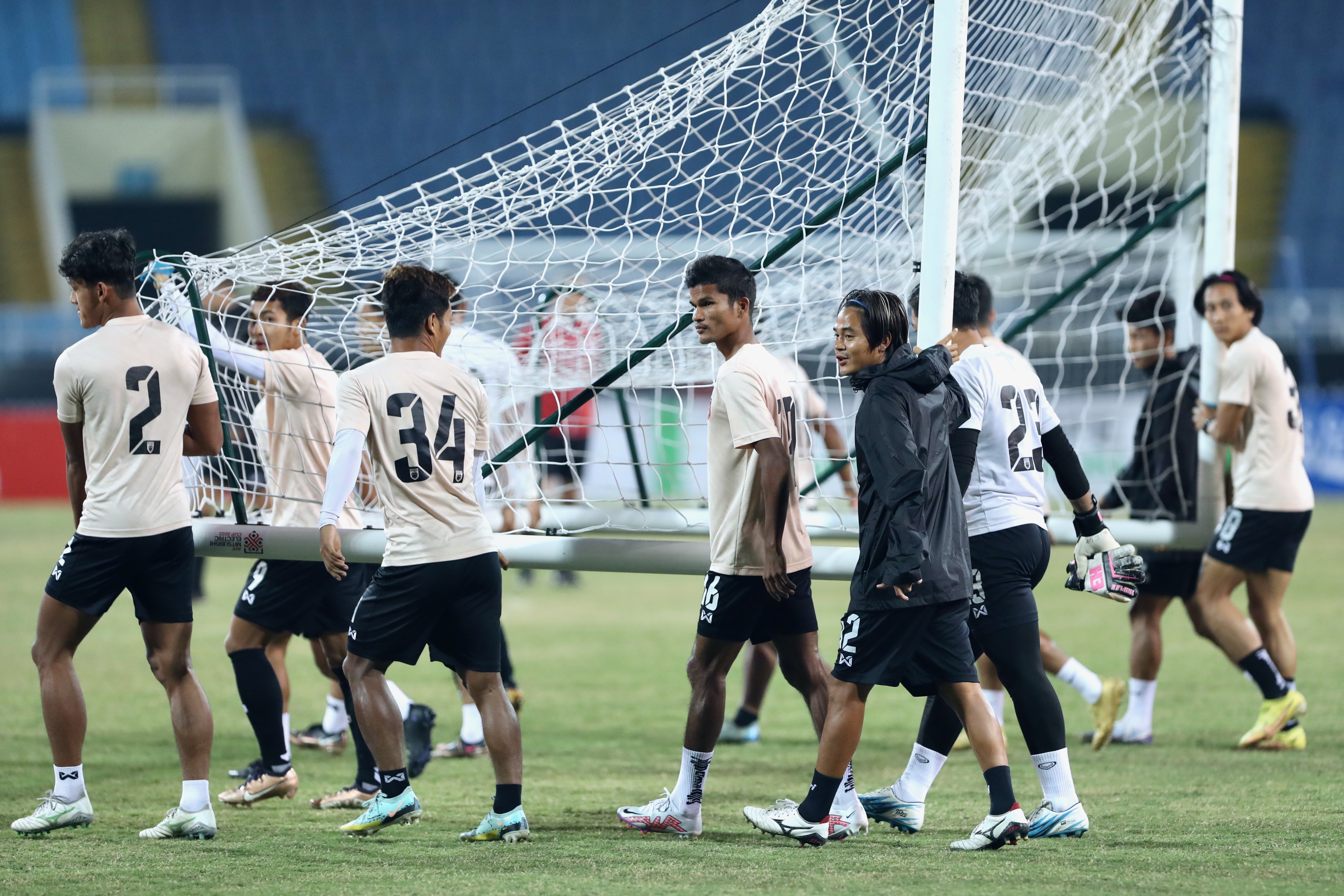 doi tuyen myanmar anh 4