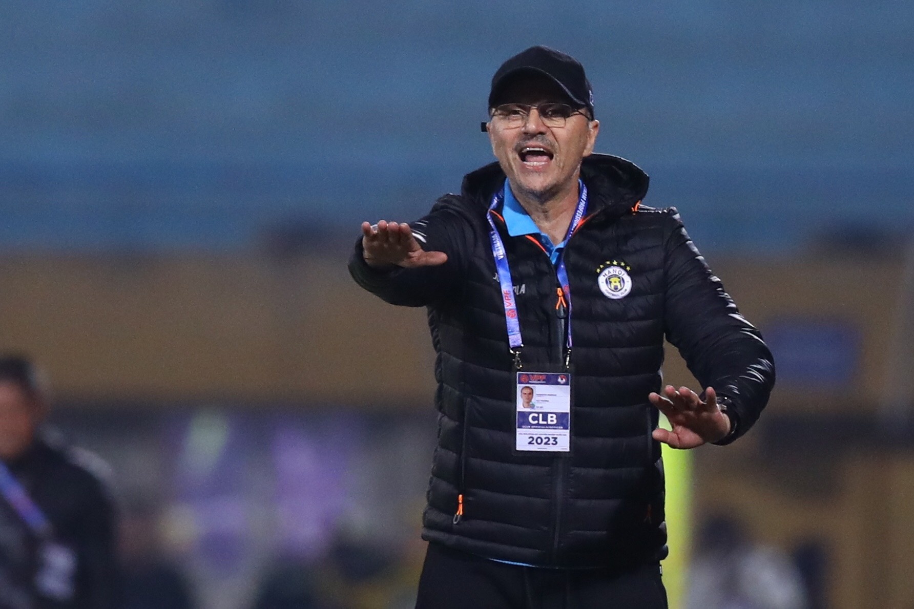 HLV CLB Ha Noi: Chung toi con co the hay hon the nay’ hinh anh