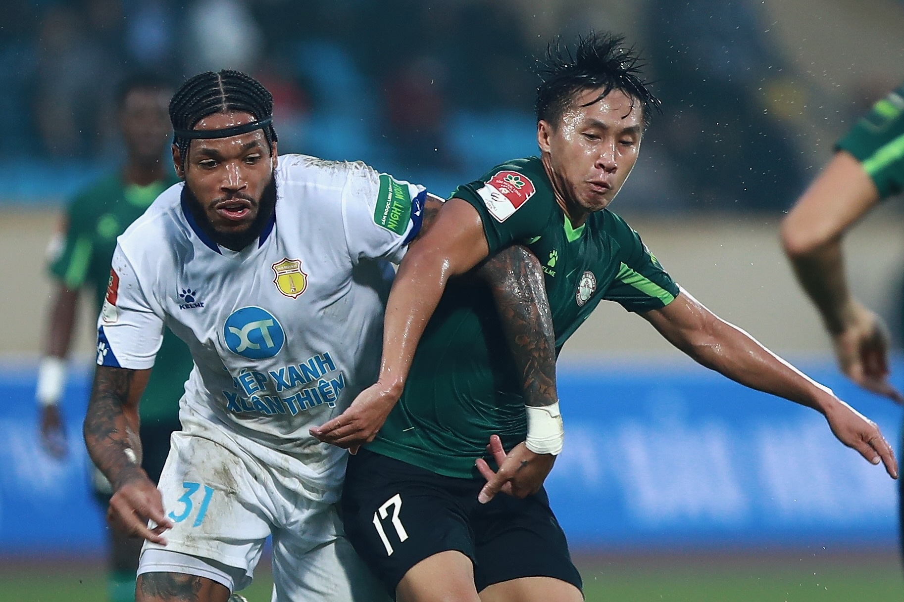 Vua den Nam Dinh, ngoai binh bat dac di phai thi dau hinh anh