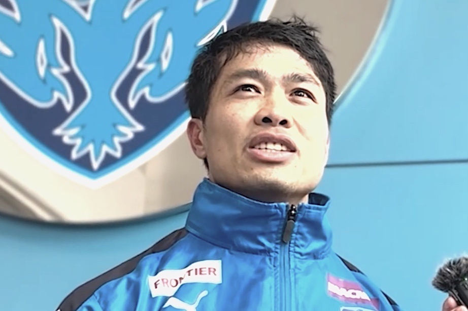 Kha nang noi tieng Anh cua Cong Phuong hinh anh