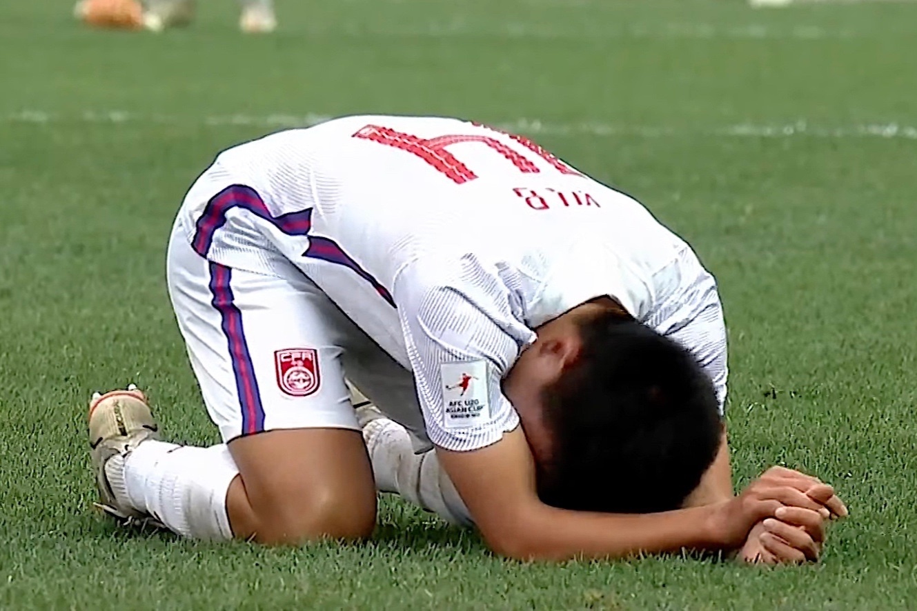 Trung Quoc mat ve di U20 World Cup hinh anh