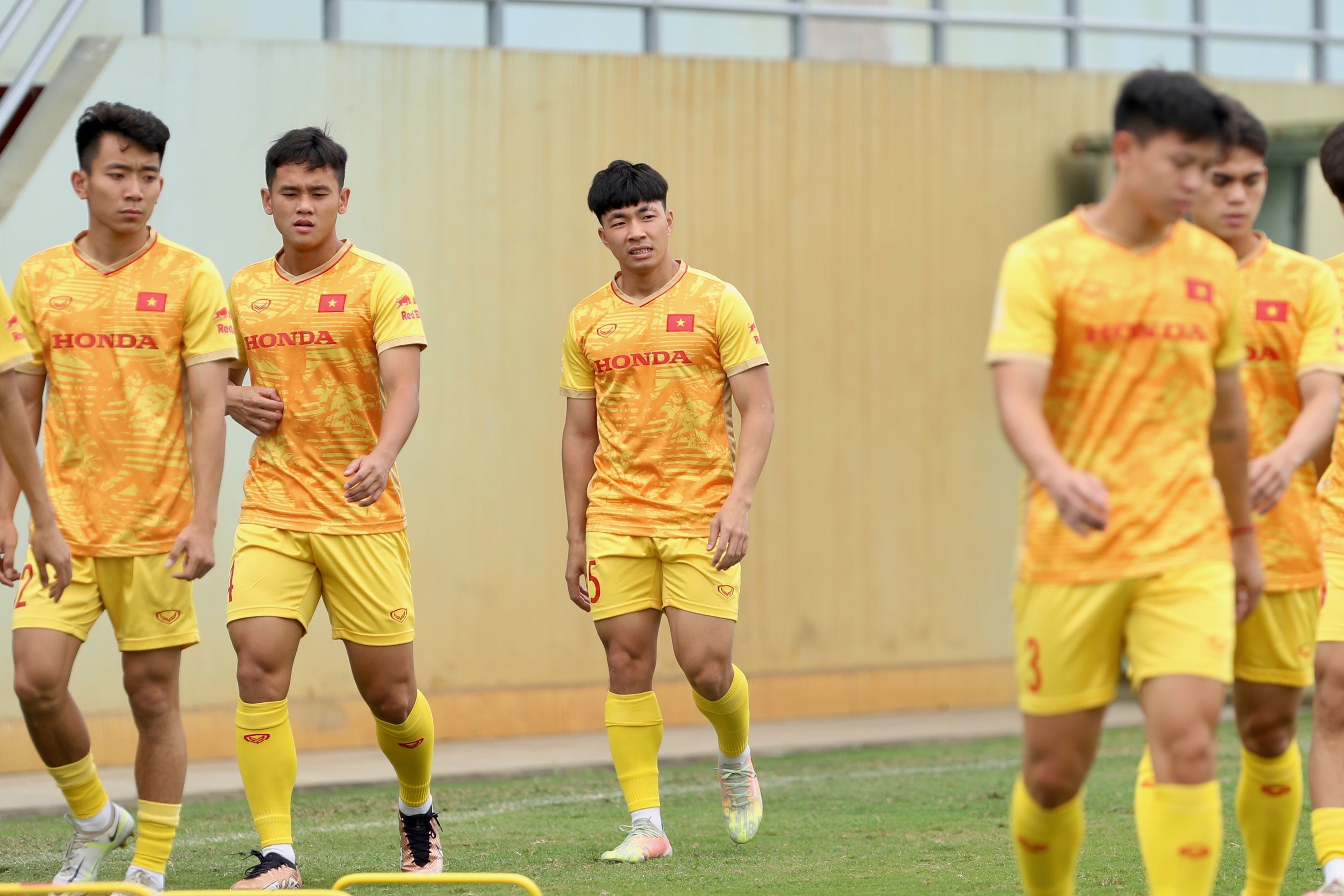 philippe troussier anh 4