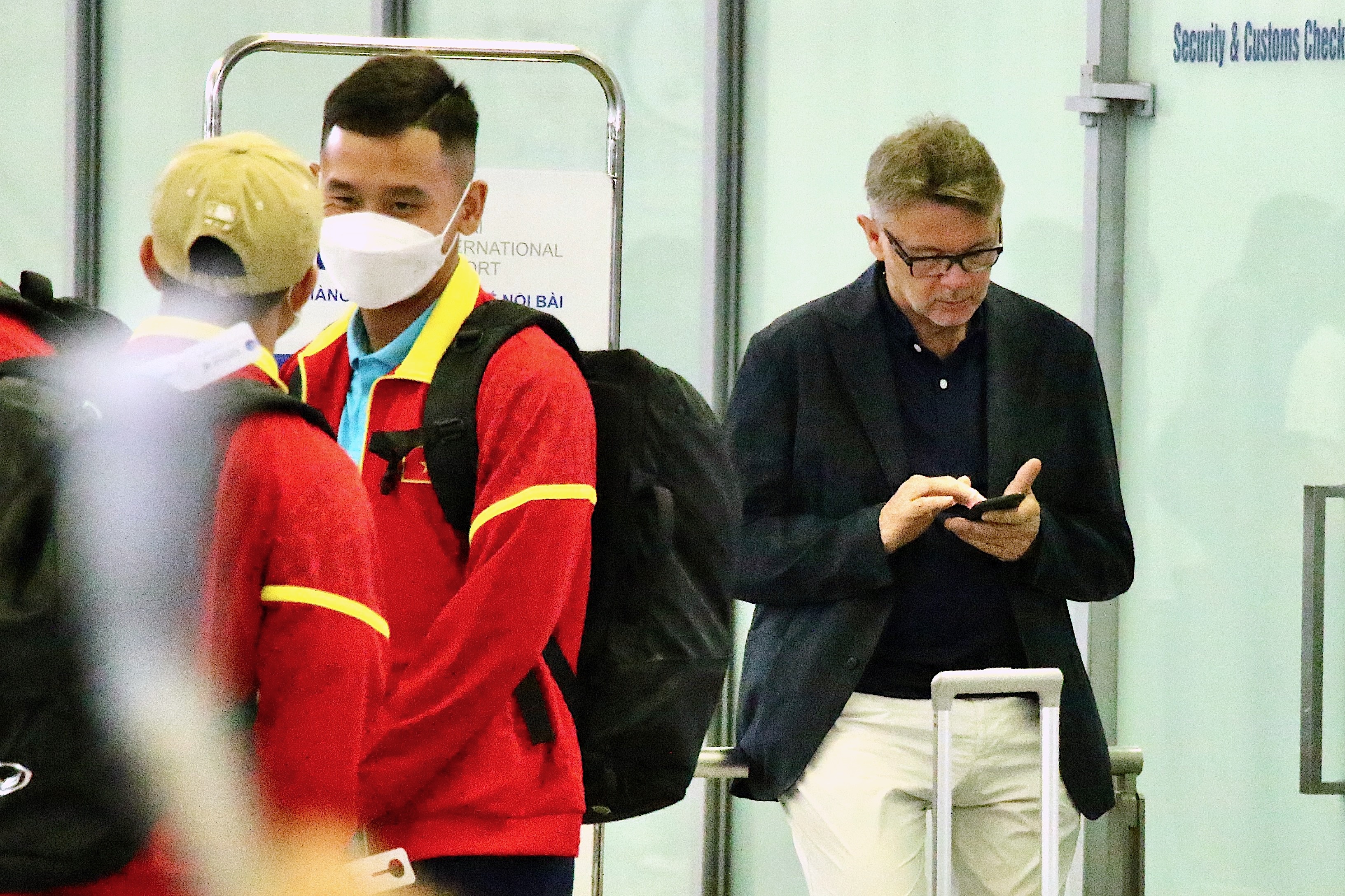 U23 Viet Nam chia lam hai nhom di Qatar hinh anh