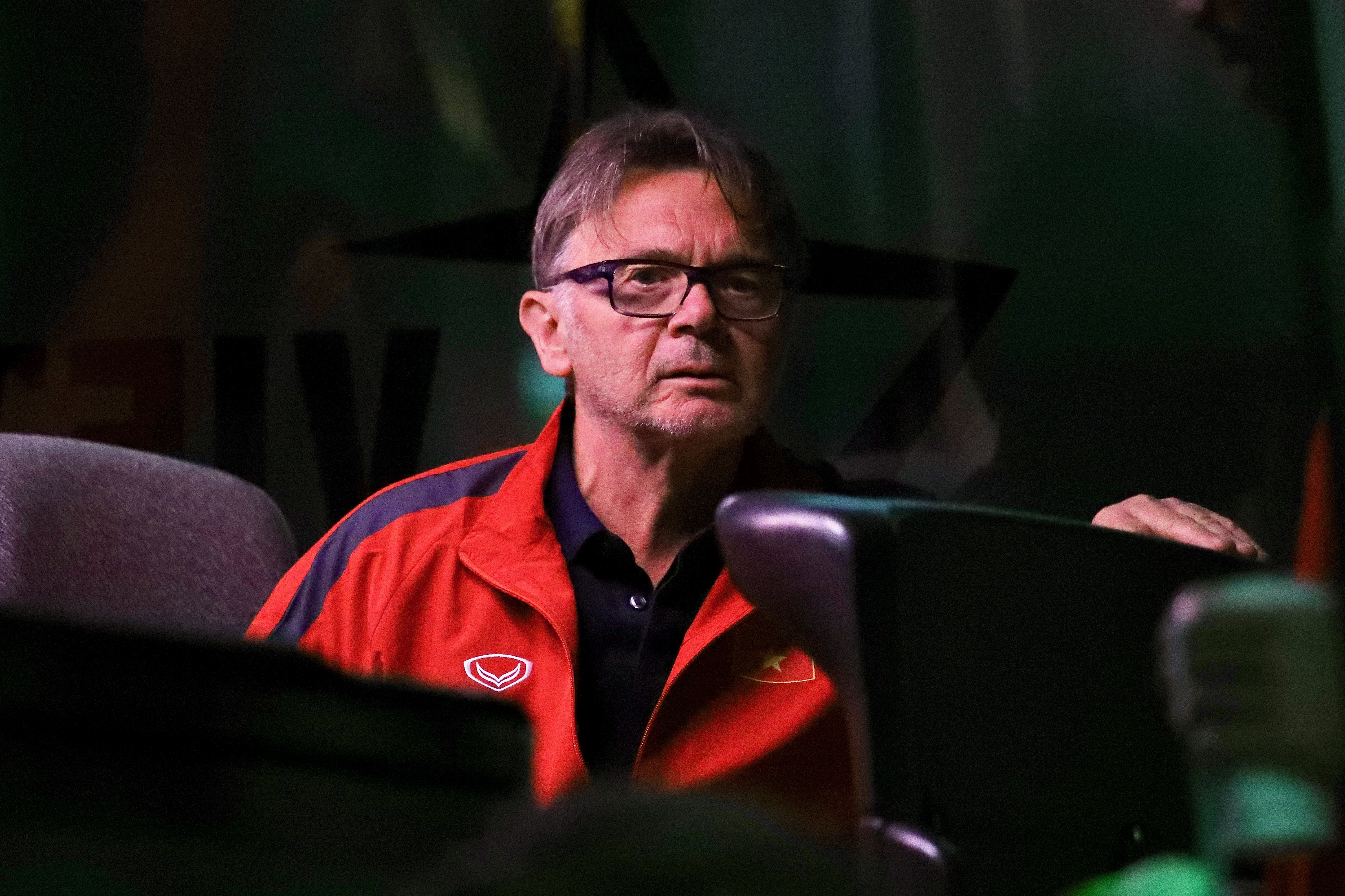 Chuyen gia Phan Anh Tu: ‘HLV Troussier la nguoi dung cam’ hinh anh