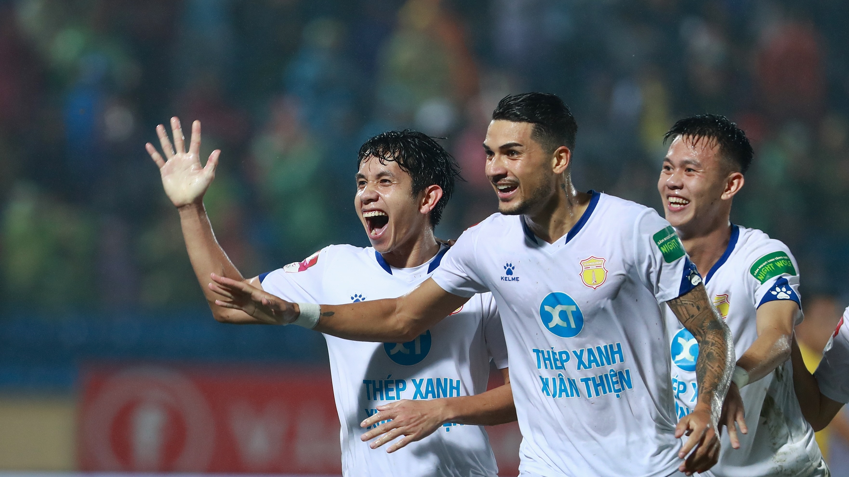 So phan trai nguoc cua nhung cau thu HAGL roi pho nui hinh anh