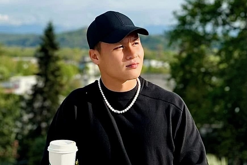 Quang Hai lai bi gach ten o Ligue 2 hinh anh