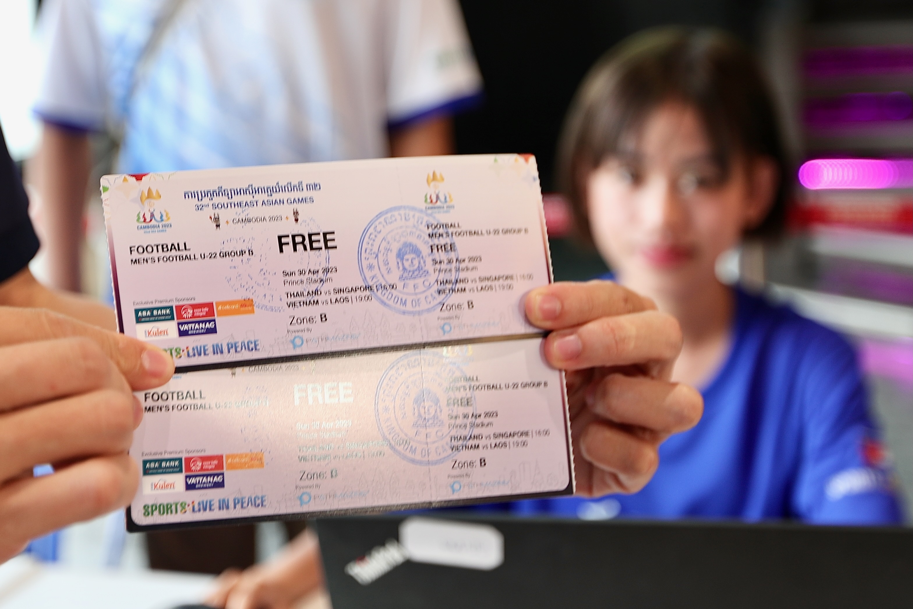 Giam gia ve xem tuyen Viet Nam tai ASEAN Cup 2024 hinh anh