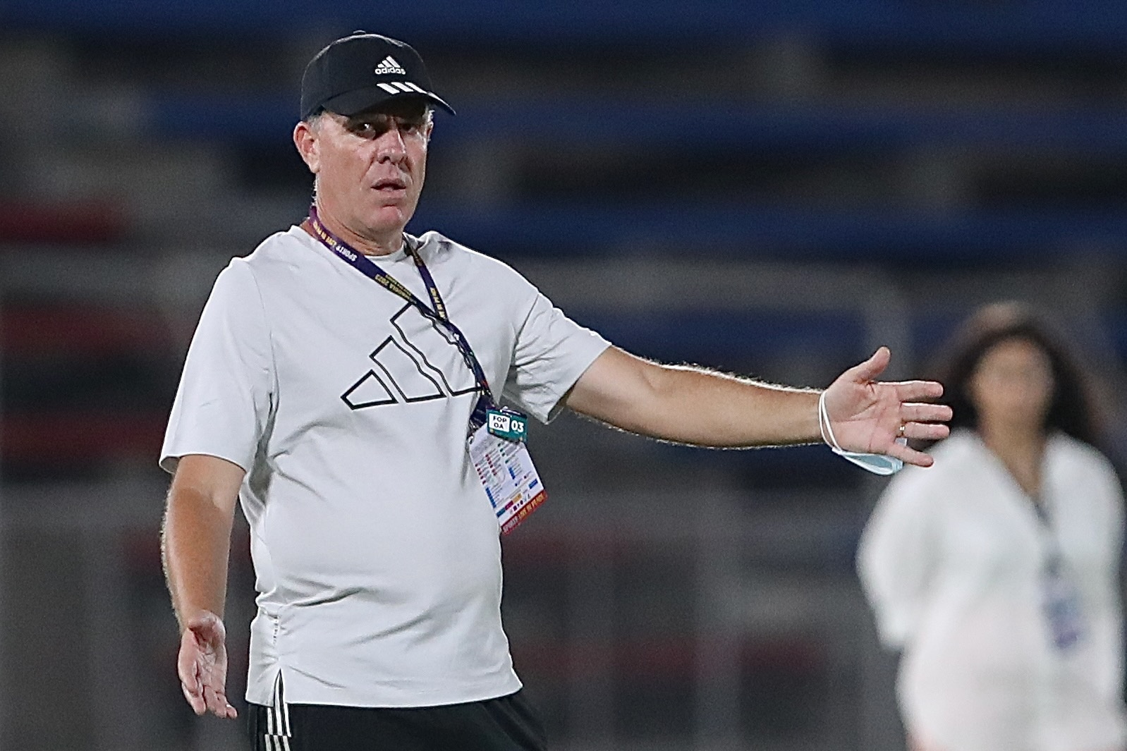 HLV tuyen nu Philippines: Nam ngoai, chung toi thang Viet Nam 4-0 hinh anh