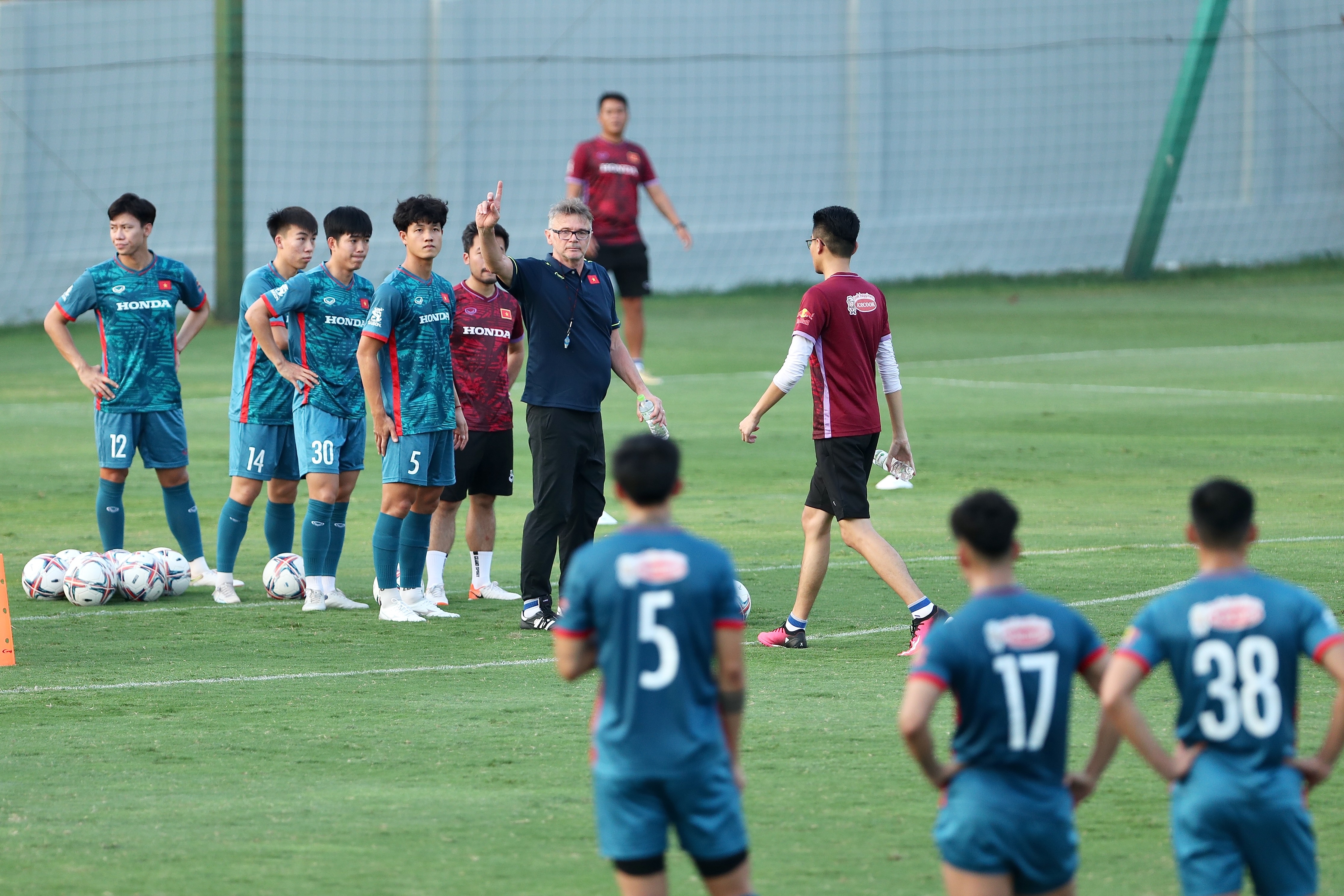 nguyen an khanh anh 6