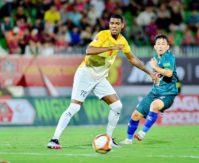 Them mot doi bong V.League duoc VFF cho doi ten hinh anh