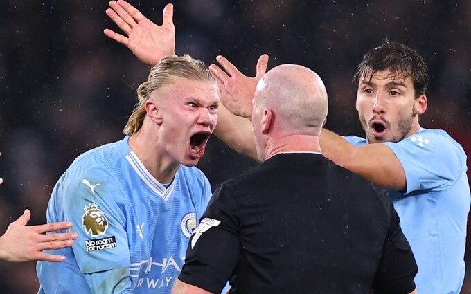 Giat minh so lieu te hai Man City truoc Tottenham o Ngoai hang Anh hinh anh