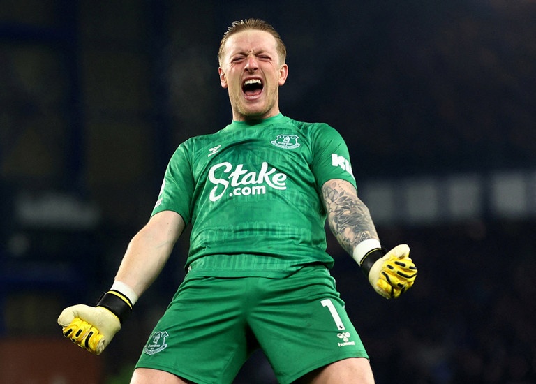 Pickford an mung kha khich anh 2