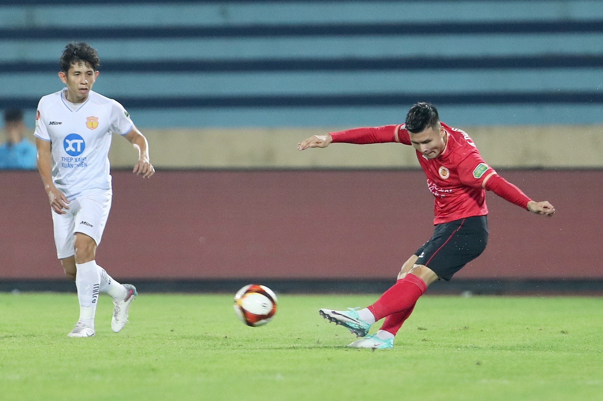 quang hai - van toan anh 2