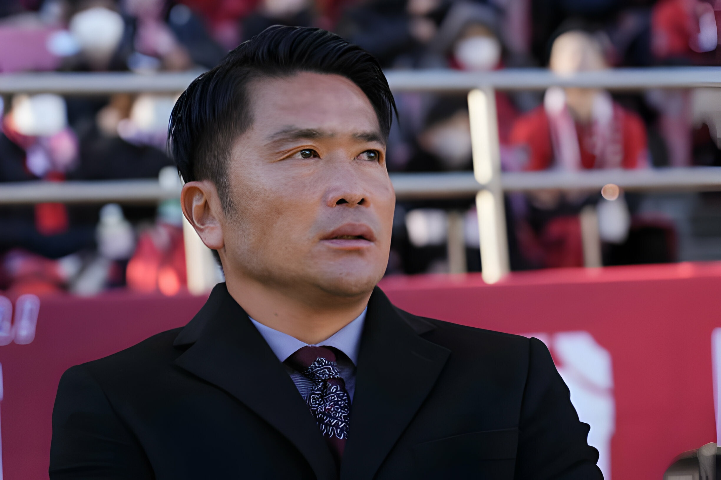 CLB Ha Noi co tan HLV truong nguoi Nhat Ban hinh anh