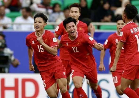 Tuyen Viet Nam pha vo thanh tich phong ngu cua Nhat Ban hinh anh