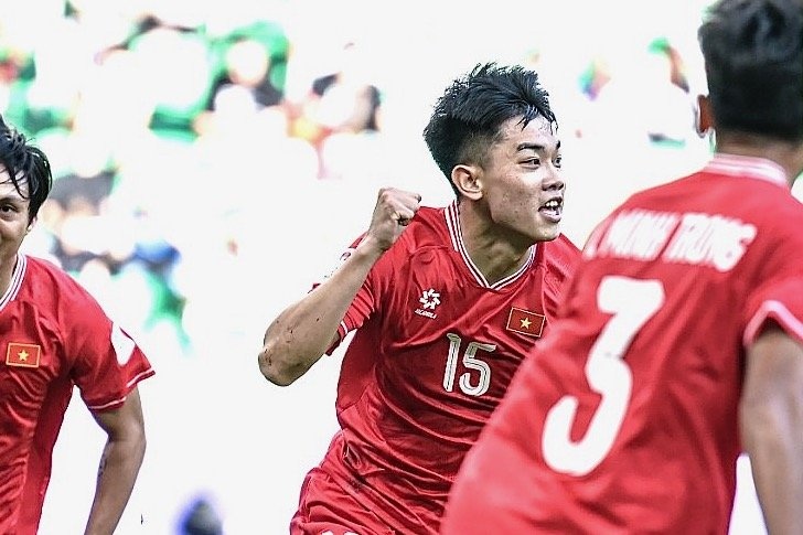 Dinh Bac: 'Chung toi da tap ghi ban kieu do' hinh anh