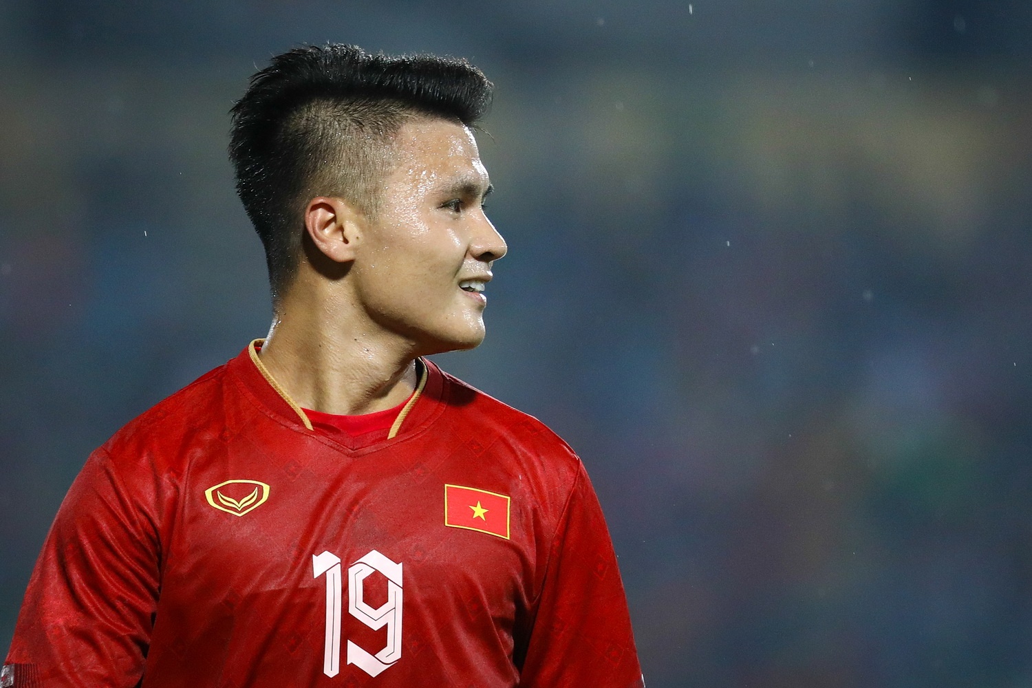 Tia sang Quang Hai hinh anh