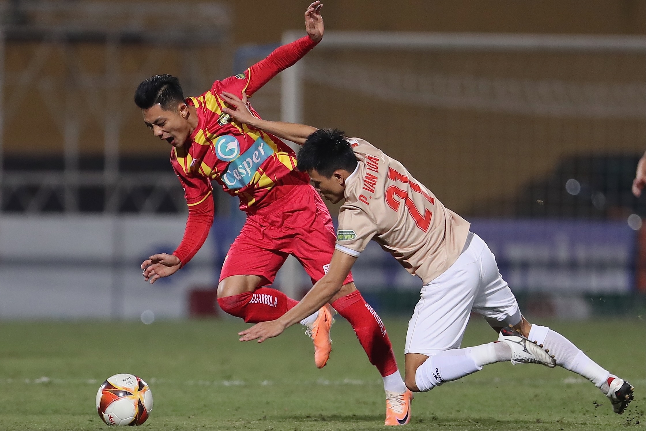 Quang Hai Viet Anh V.League anh 10