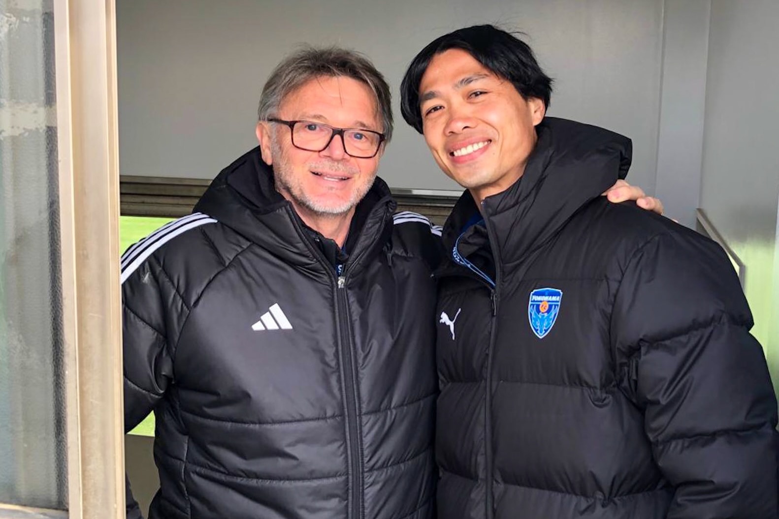 Cong Phuong noi ve khoanh khac gap HLV Troussier o Nhat Ban hinh anh