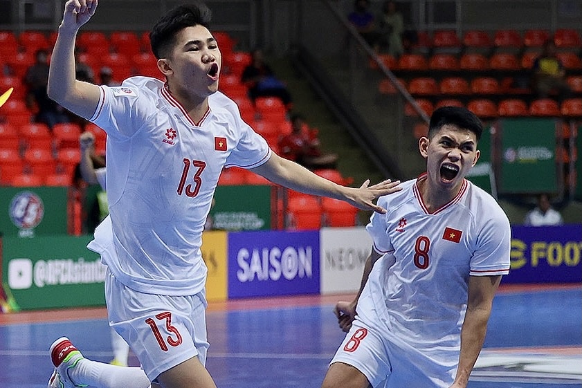 Tuyen futsal Viet Nam thang Trung Quoc hinh anh