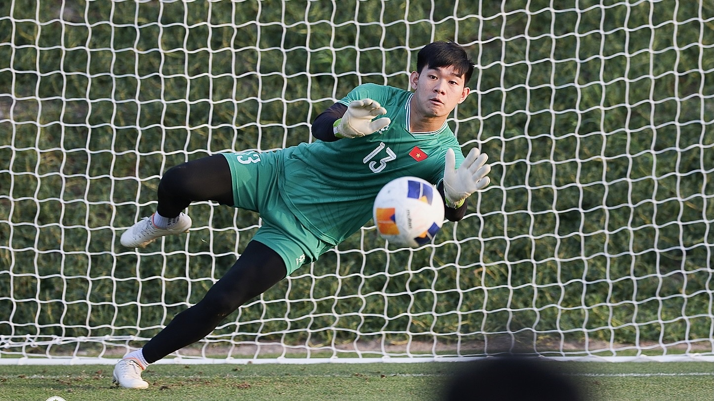 U23 Viet Nam tap da luan luu truoc tran gap Iraq hinh anh