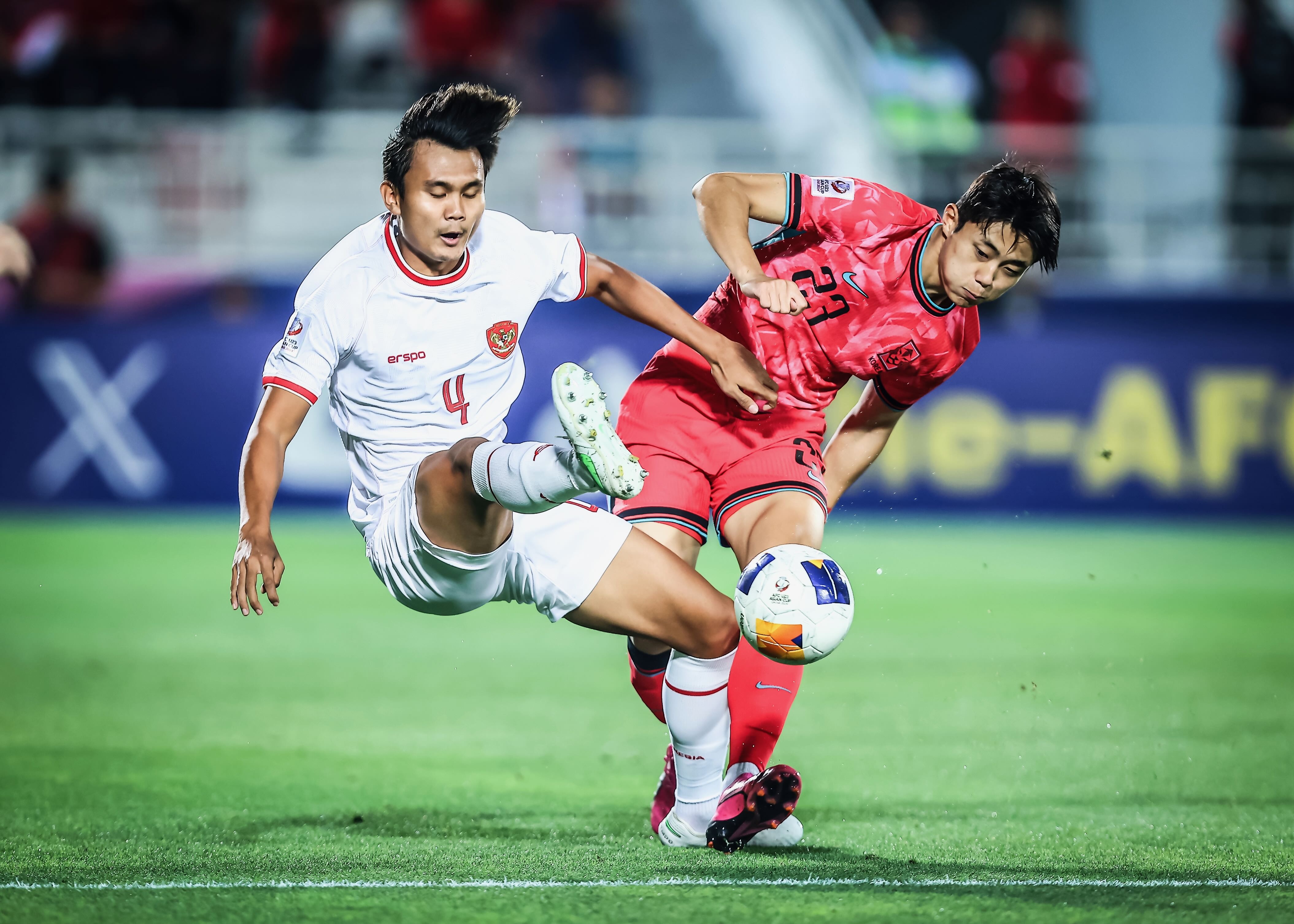 HLV Han Quoc: 'Chung toi khong co cau thu da o chau Au' hinh anh