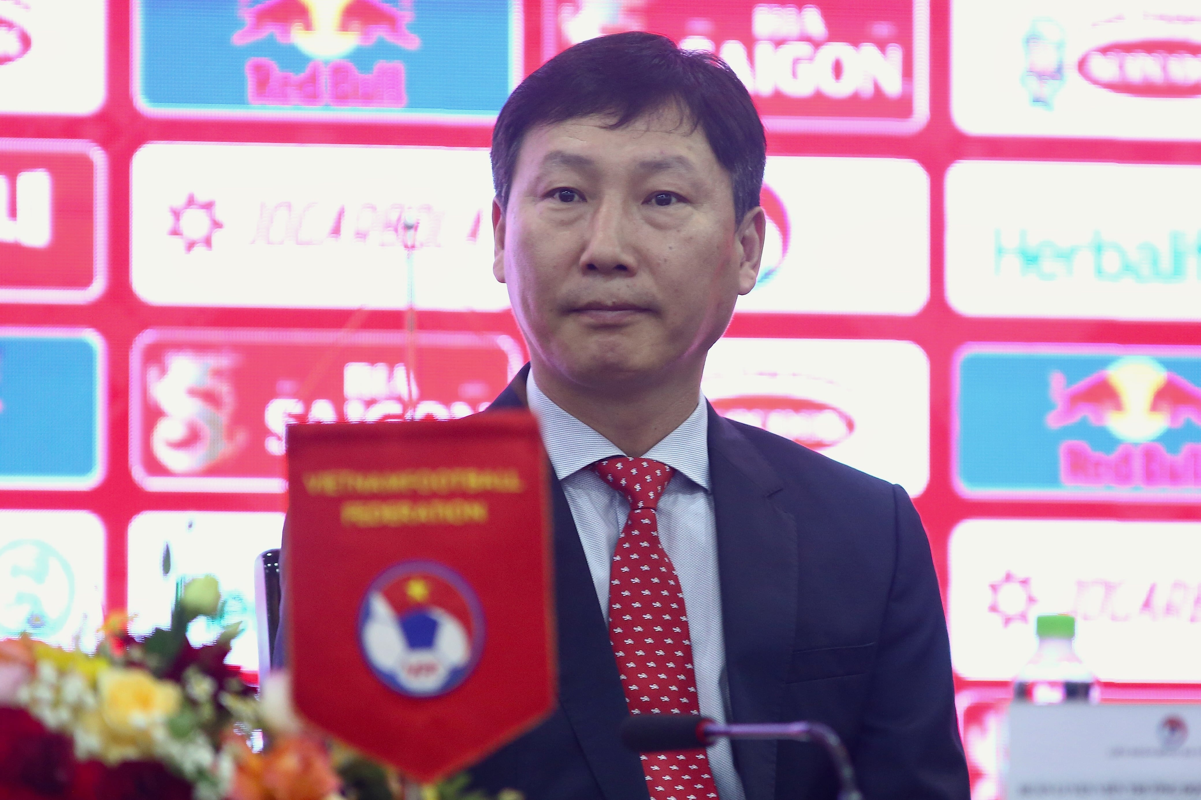 VFF doi chi tieu, muon vo dich AFF Cup 2024 voi HLV Kim Sang-sik hinh anh