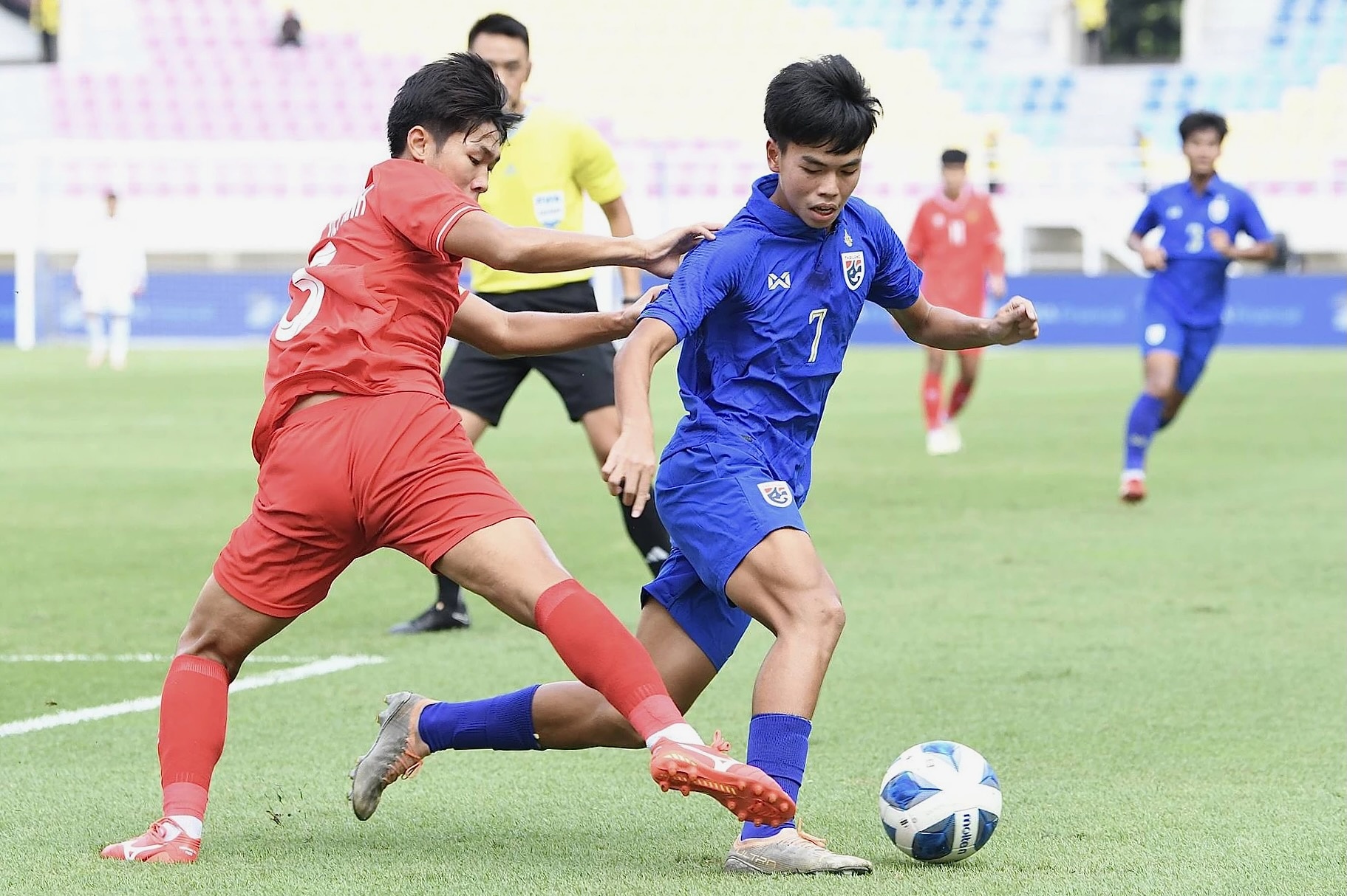 U16 Viet Nam thua Thai Lan o ban ket Dong Nam A hinh anh