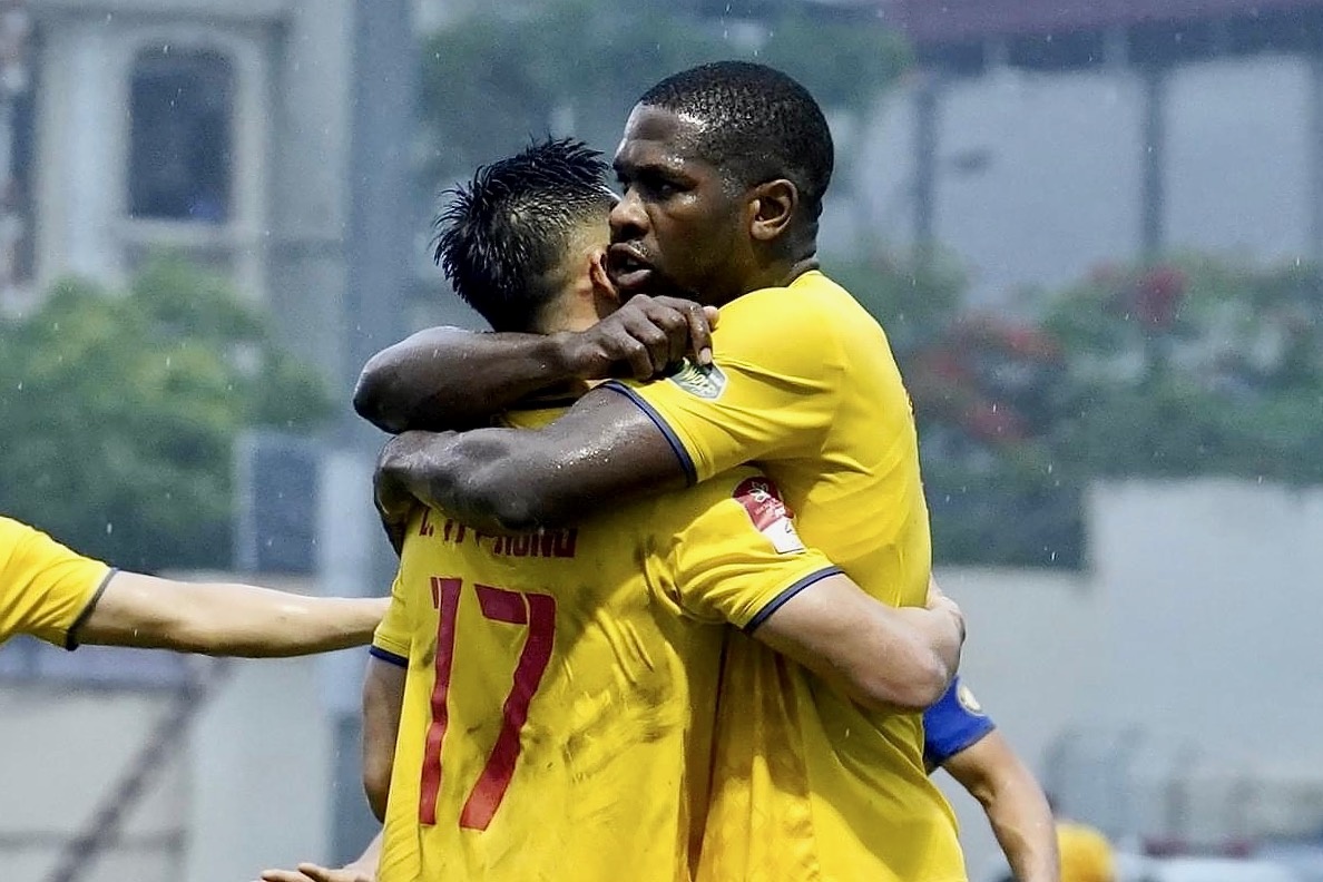 CLB Thanh Hoa va Ha Noi vao chung ket Cup Quoc gia hinh anh