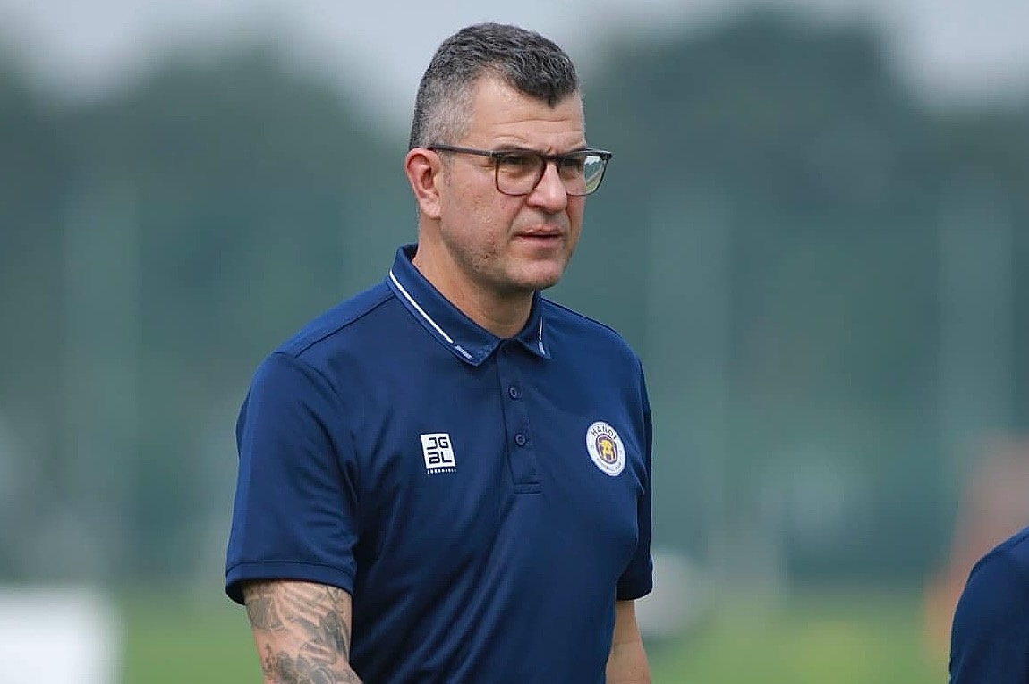 Cuu cau thu CLB Ha Noi dan dat U17 Viet Nam hinh anh