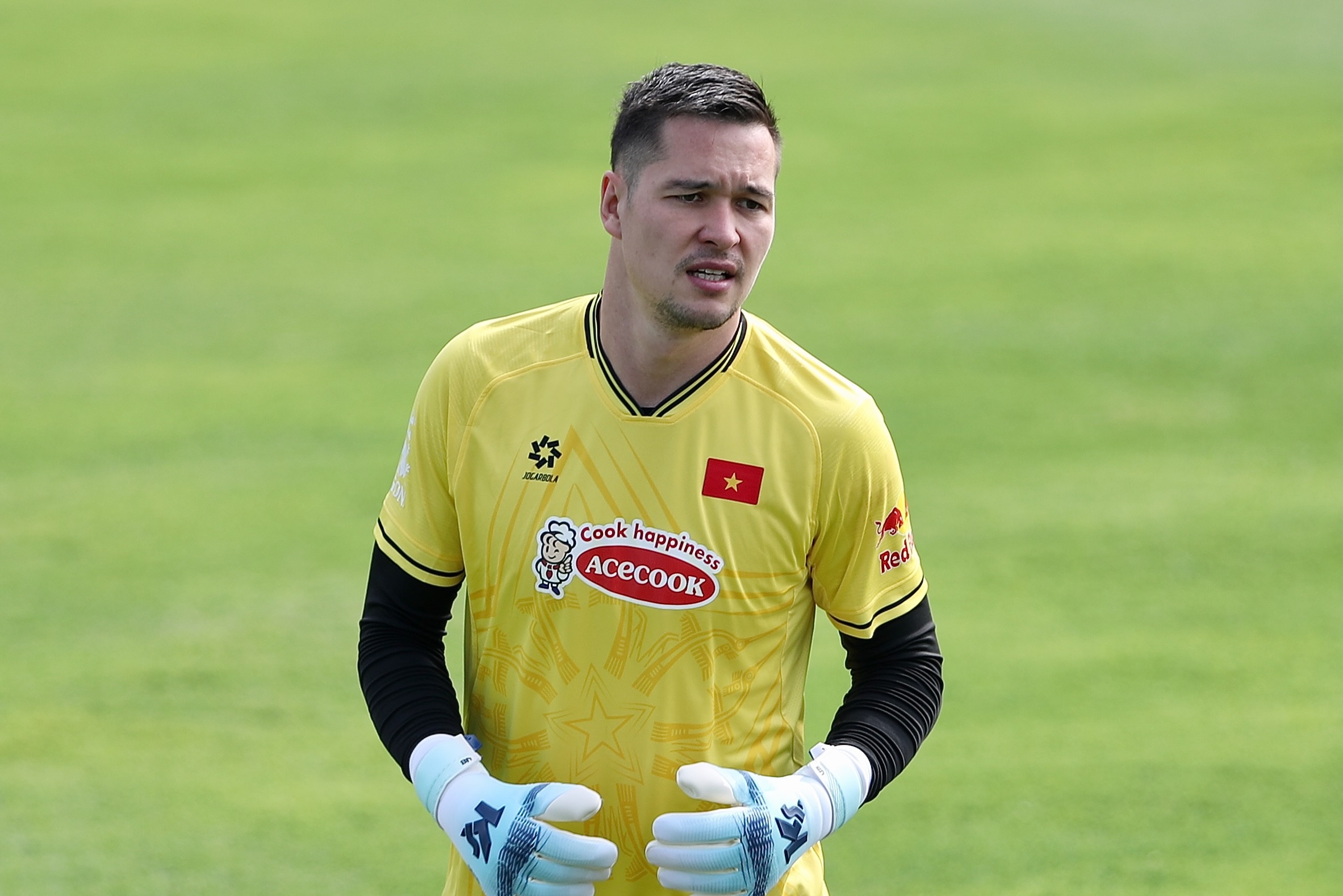 Tuyen Viet Nam tang 3 bac tren bang xep hang FIFA hinh anh