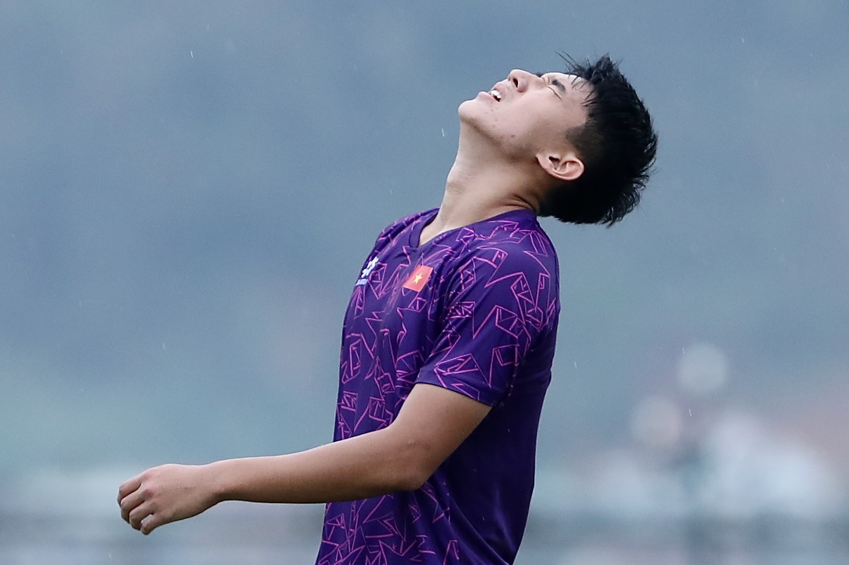 U20 Viet Nam thua CLB Quang Ninh hinh anh