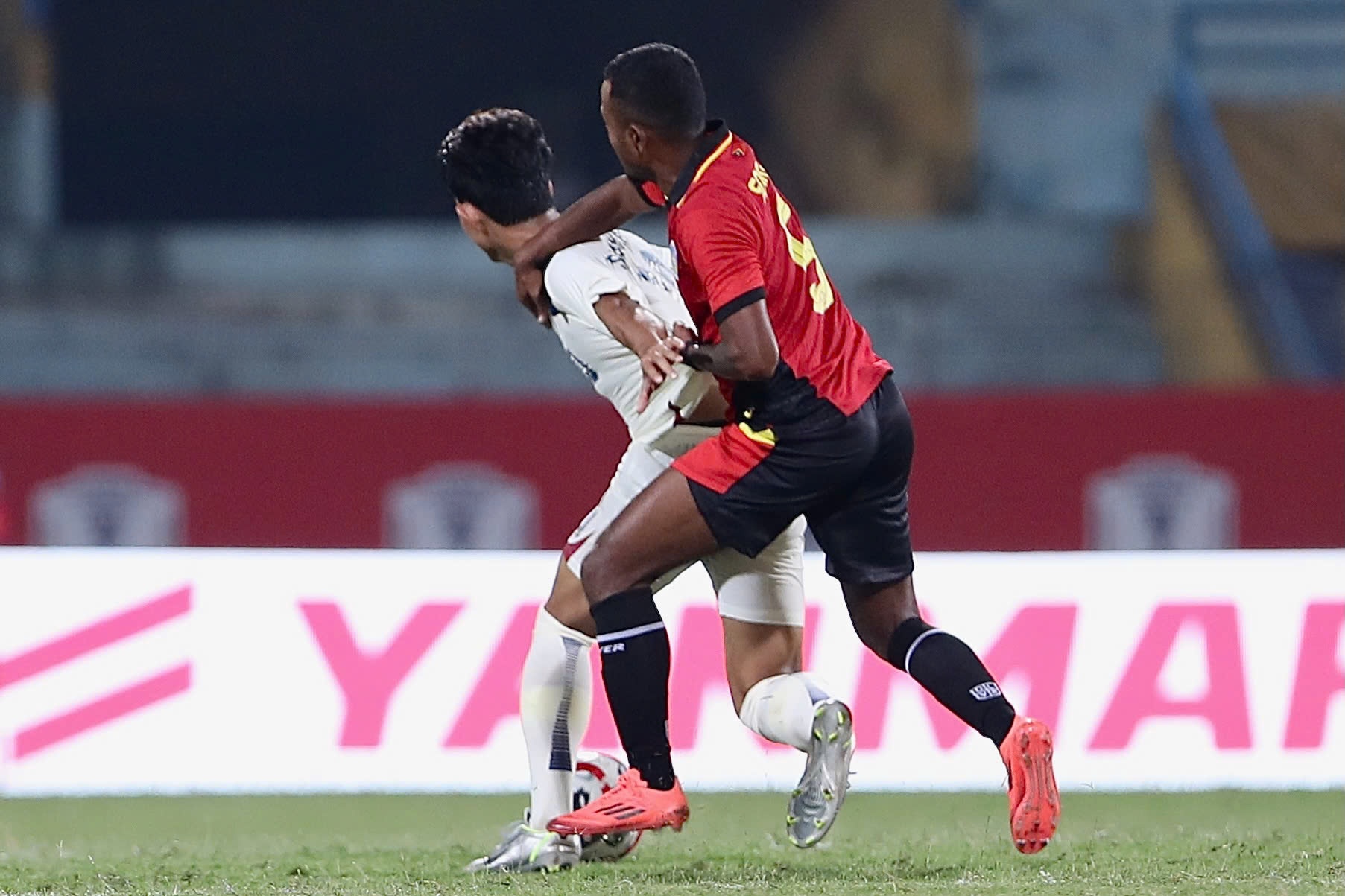 suphanat mueanta ảnh 2 suphanat mueanta anh 2