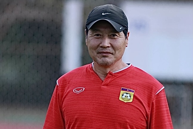 Cong su thay Park co viec moi o Lao hinh anh