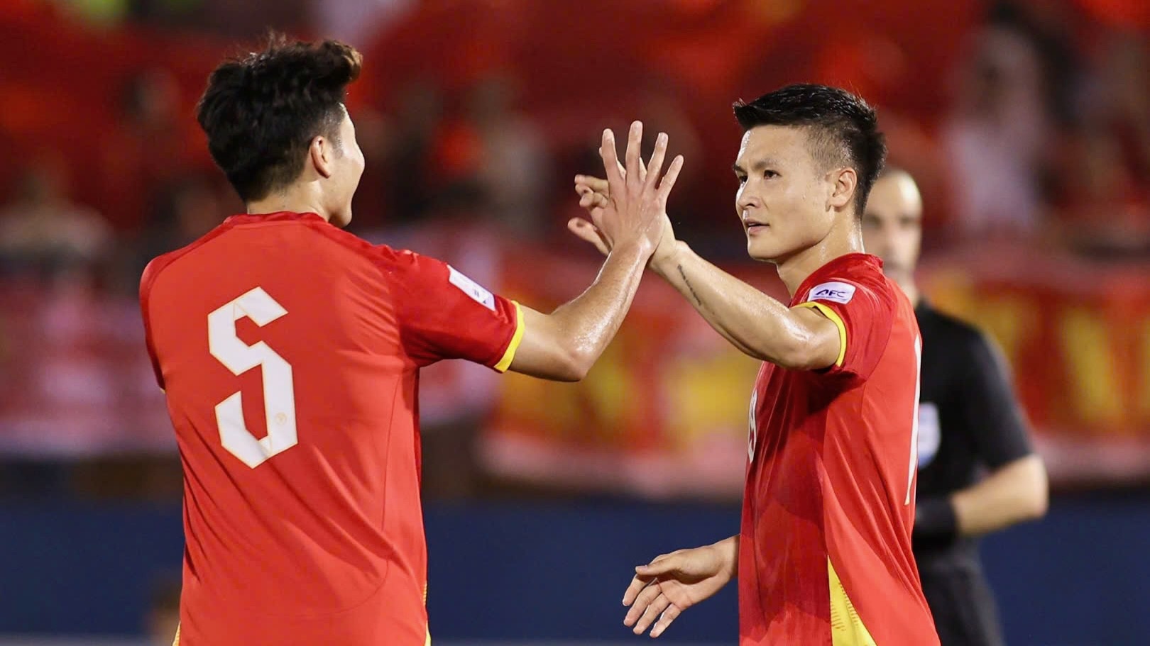 Highlights Viet Nam 5-0 Lao: Chien thang an tuong hinh anh