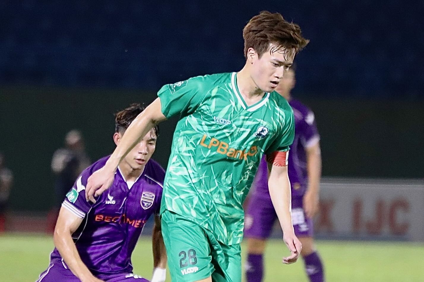 Duoc dau tu khung, vi sao Ninh Binh van bi loai khoi Cup Quoc gia? hinh anh